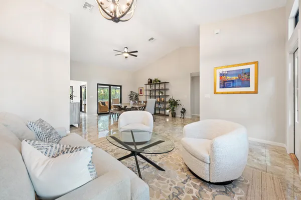 $1,195,000 | 6685 Winding Lake Drive, Jupiter, FL 33458