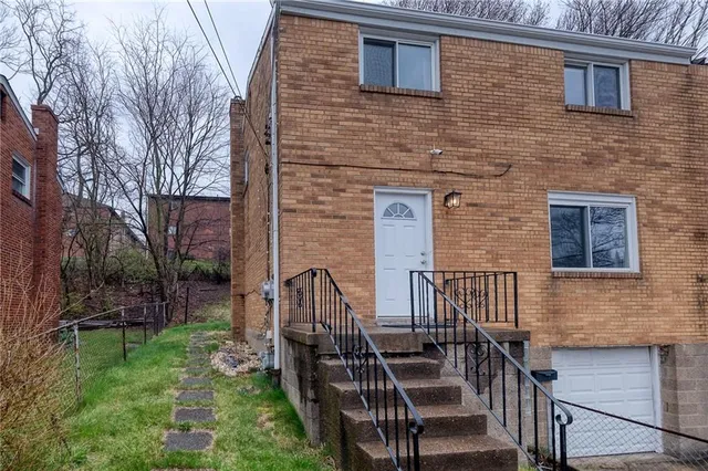 $139,000 | 2106 Lappe Lane, Pittsburgh, PA 15212