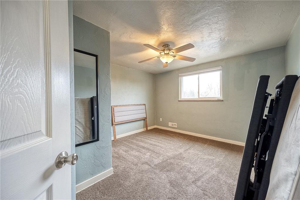 2106 Lappe Lane Pittsburgh, PA 15212 - Photo 11 of 22