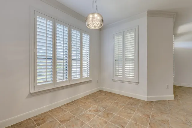 $1,900 | 7701 Rialto Boulevard, Unit 1116, Austin, TX 78735