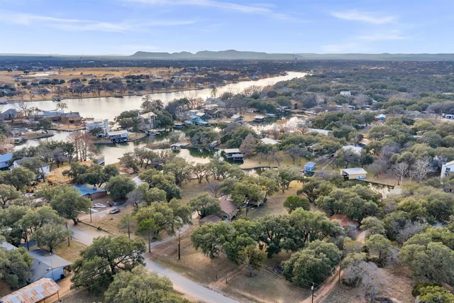 $1,050,000 | 227 Watkins Point, Kingsland, TX 78639
