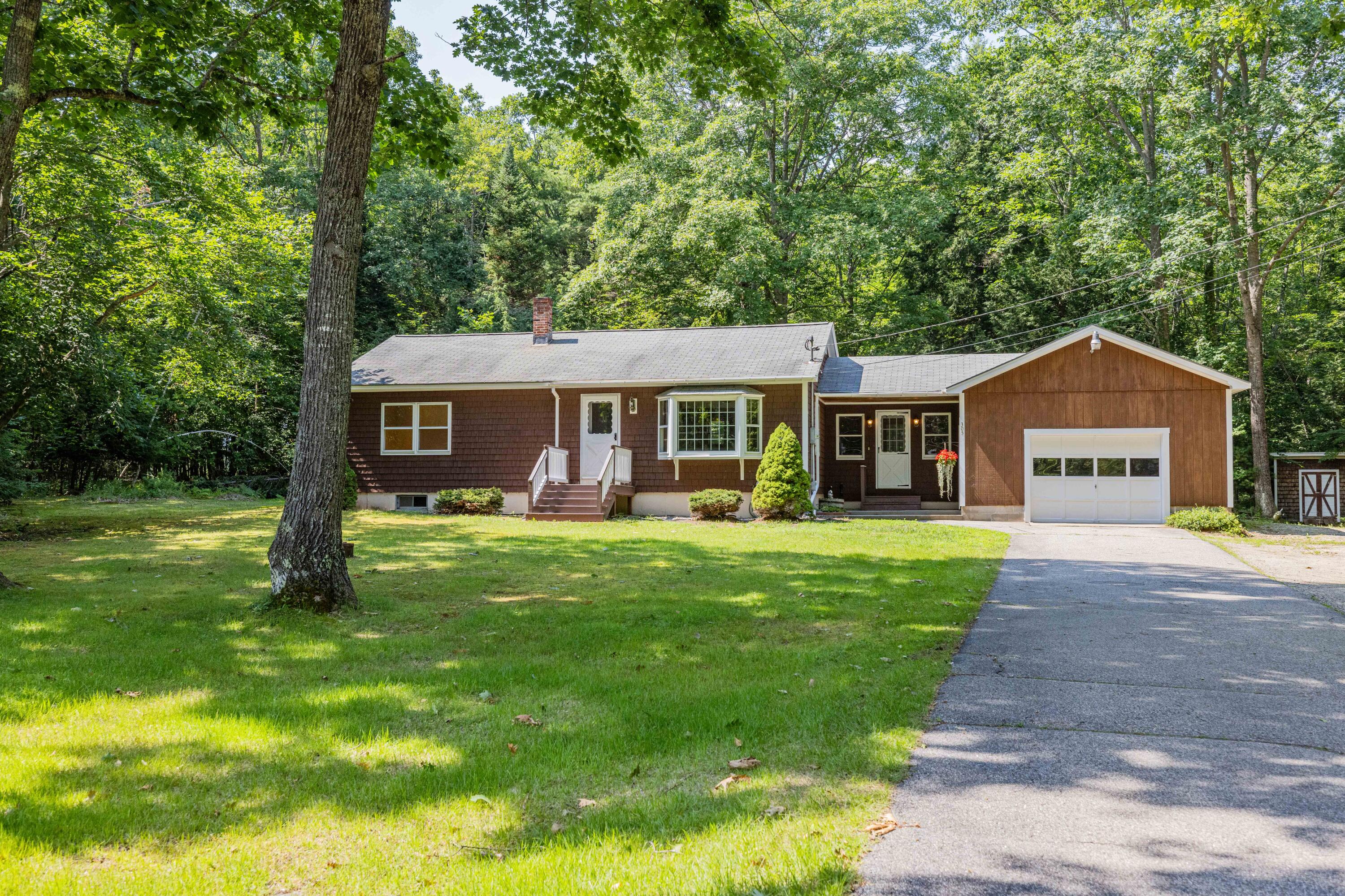 305 Elm Street Limerick, ME 04048 - Photo 2 of 34 3G0A6469