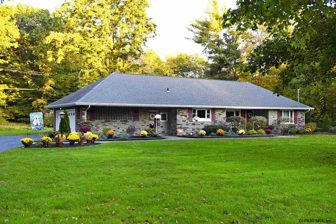 2375 Algonquin Road Niskayuna, NY 12309 - Photo 1 of 46 Photo 1
