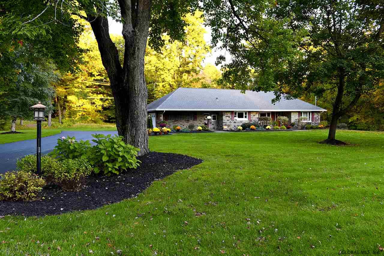 2375 Algonquin Road Niskayuna, NY 12309 - Photo 2 of 46 Photo 2