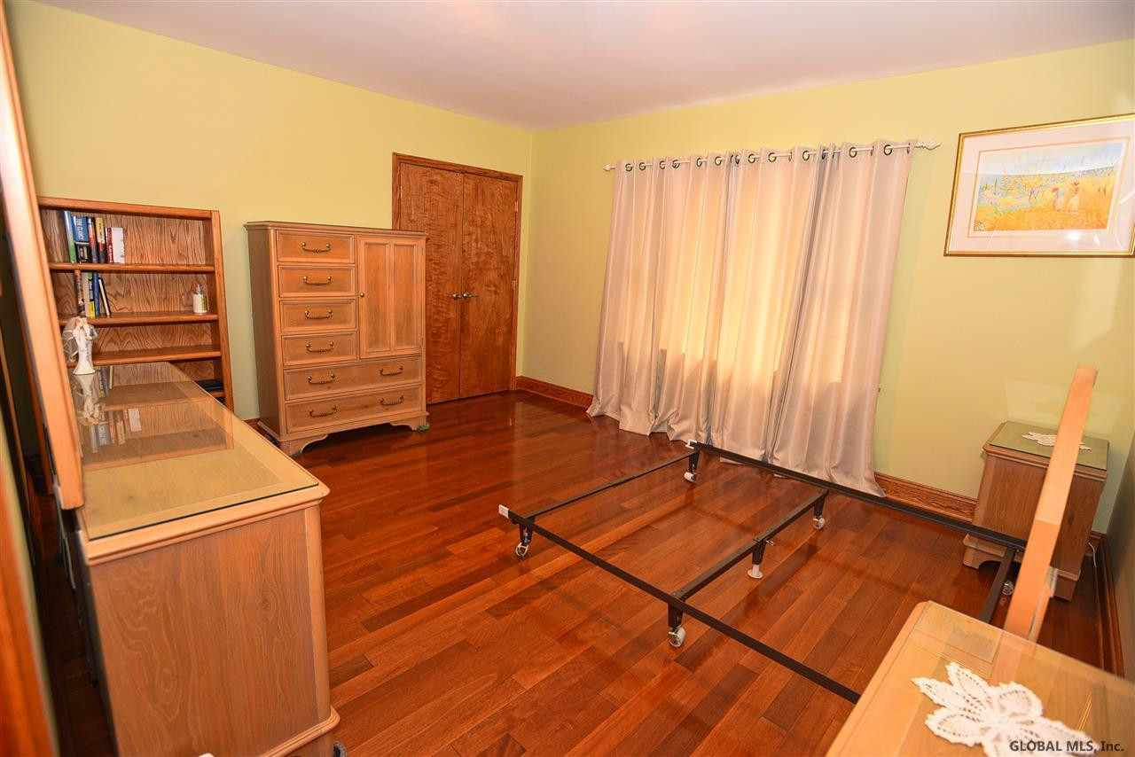 2375 Algonquin Road Niskayuna, NY 12309 - Photo 26 of 46 Photo 26