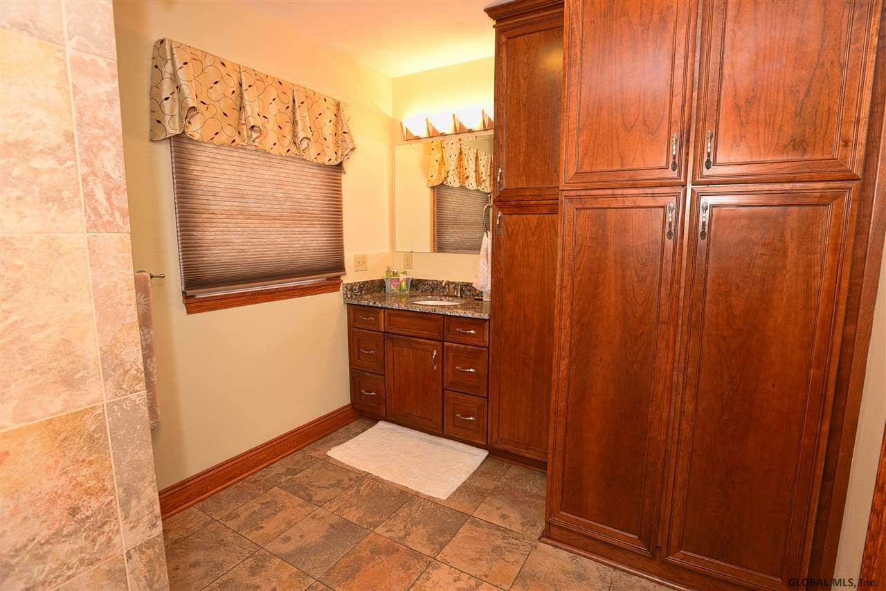 2375 Algonquin Road Niskayuna, NY 12309 - Photo 27 of 46 Photo 27