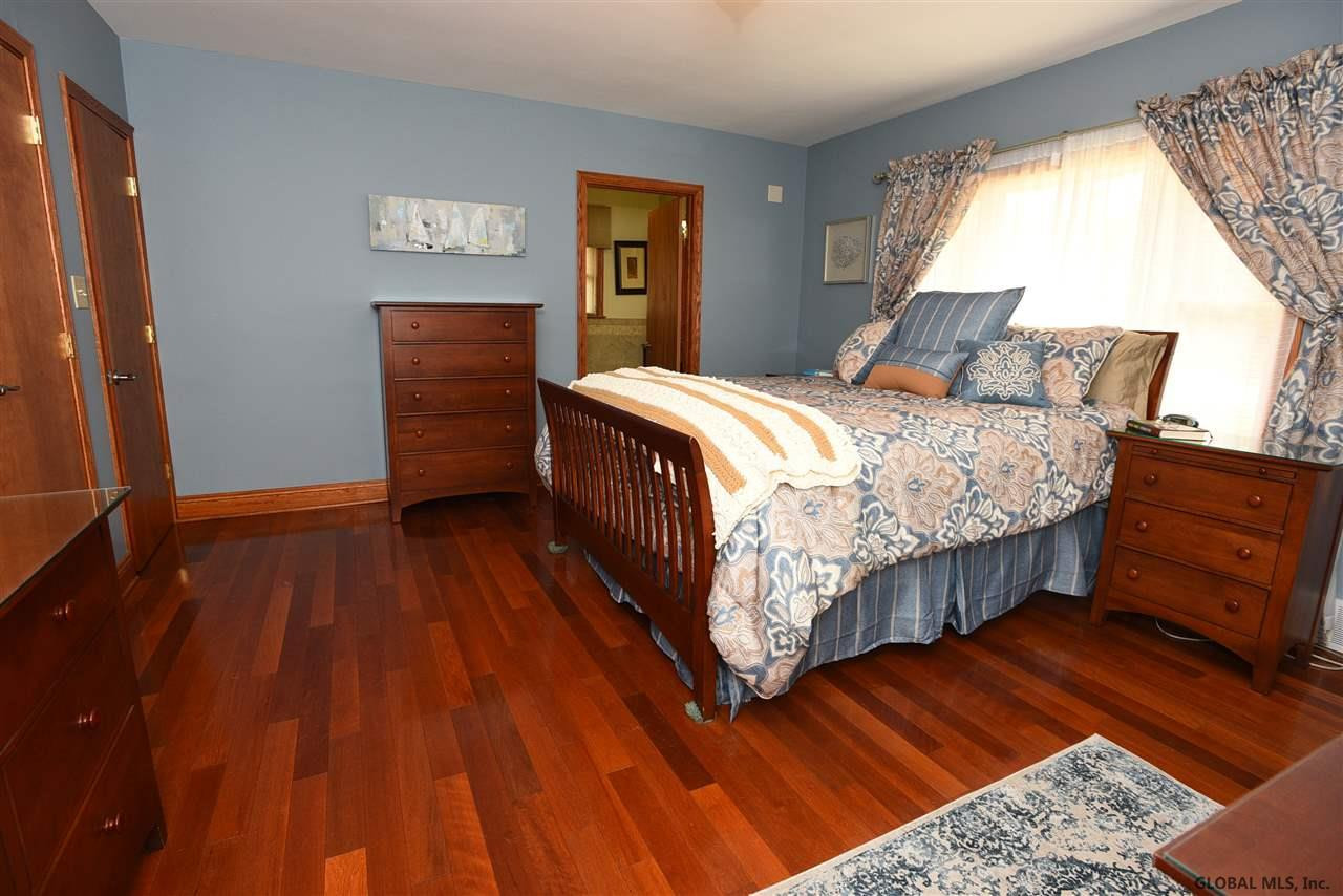 2375 Algonquin Road Niskayuna, NY 12309 - Photo 32 of 46 Photo 32