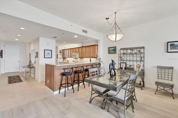 a view of a workspace with furniture and a livingroom