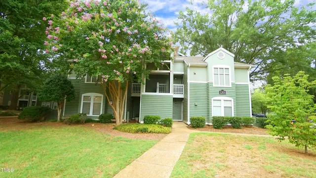 a view of outdoor space yard and front view of a house