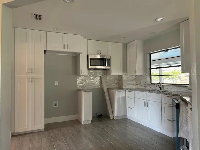 $2,850 | 5835 Colony Pl Drive, Lakeland, FL 33813