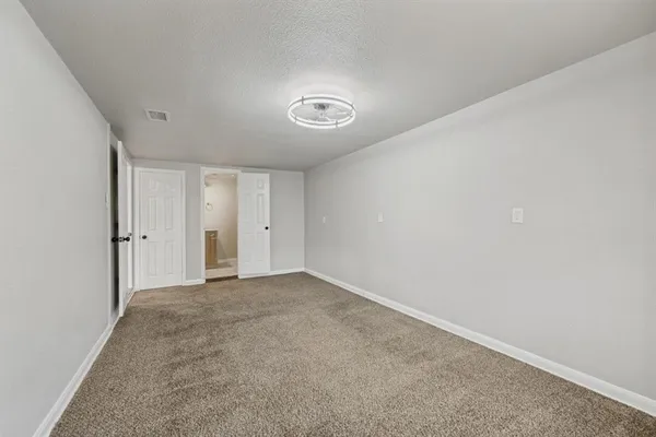 $279,900 | 1913 San Antonio Street, Grand Prairie, TX 75051