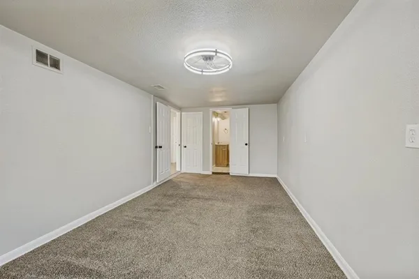 $279,900 | 1913 San Antonio Street, Grand Prairie, TX 75051