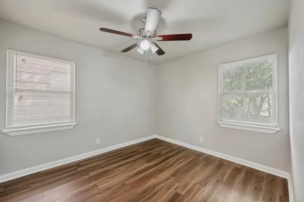 $279,900 | 1913 San Antonio Street, Grand Prairie, TX 75051