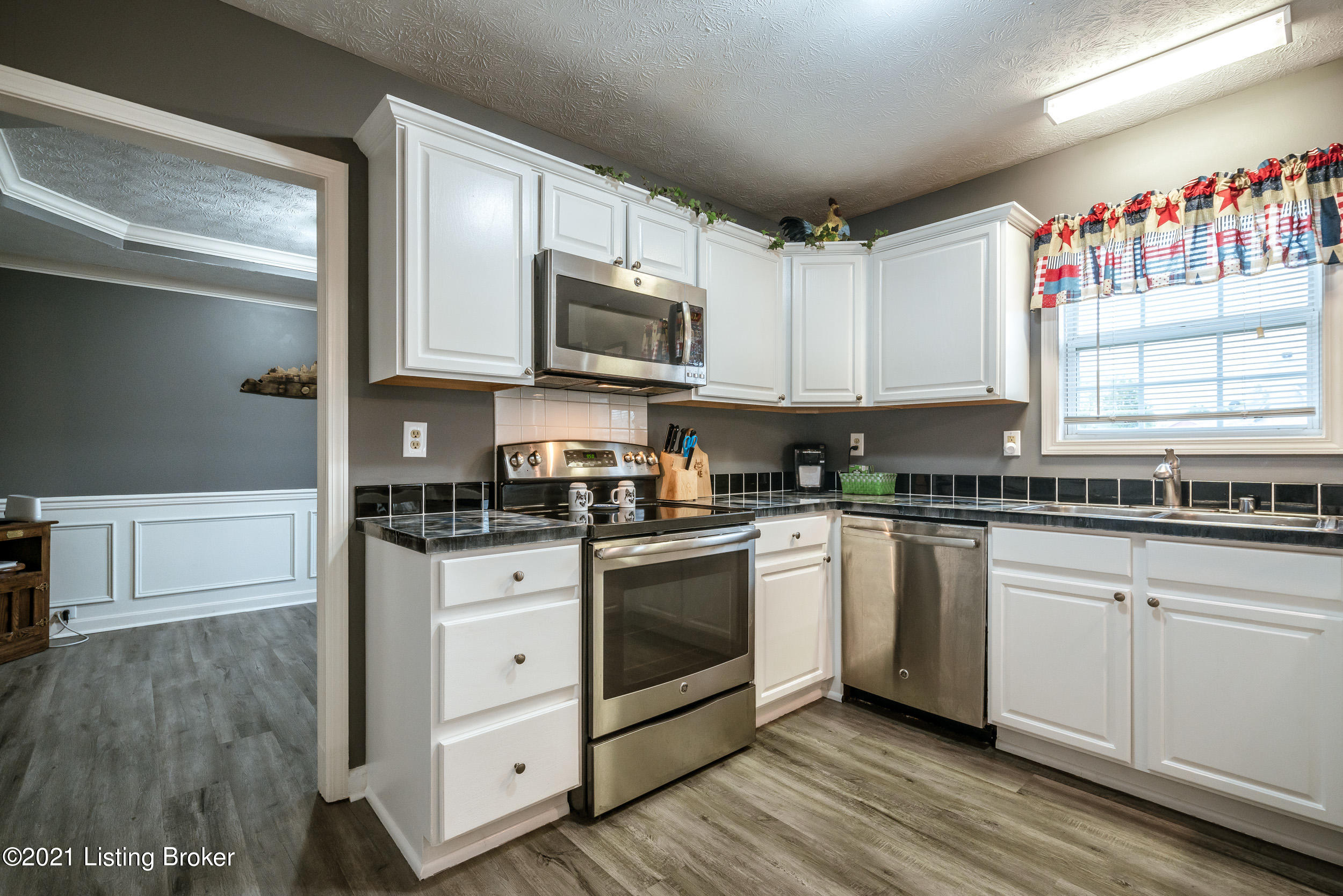 8403 Adams Run Road Louisville, KY 40228 - Photo 21 of 51 8403 Adams Run Road-21