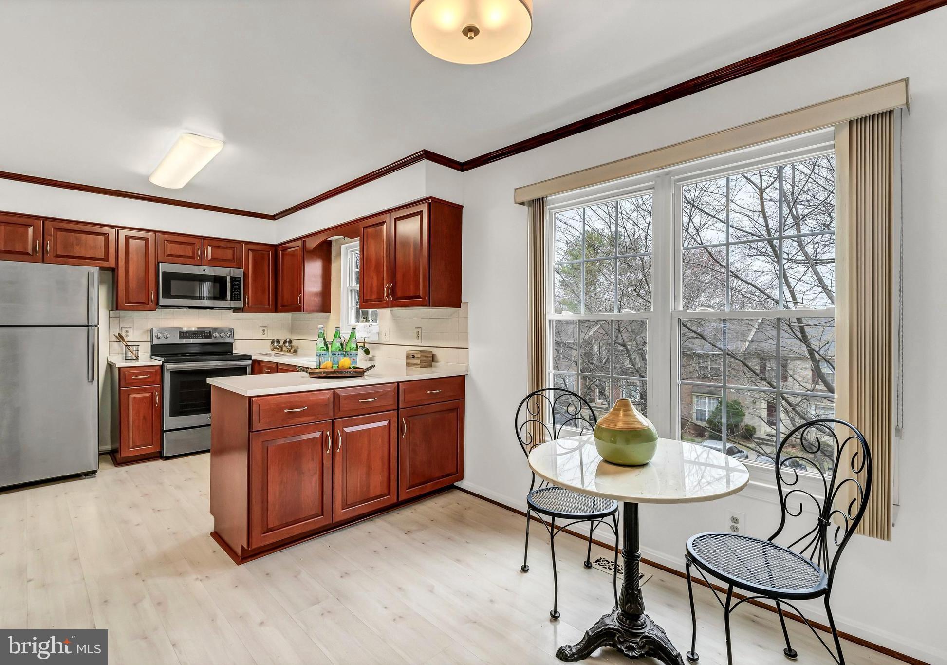 1917 Brightleaf Court Silver Spring, MD 20902 - Photo 13 of 36 Gallery Image 13