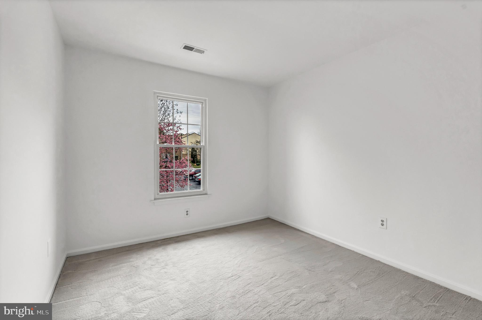 1917 Brightleaf Court Silver Spring, MD 20902 - Photo 27 of 36 Gallery Image 27
