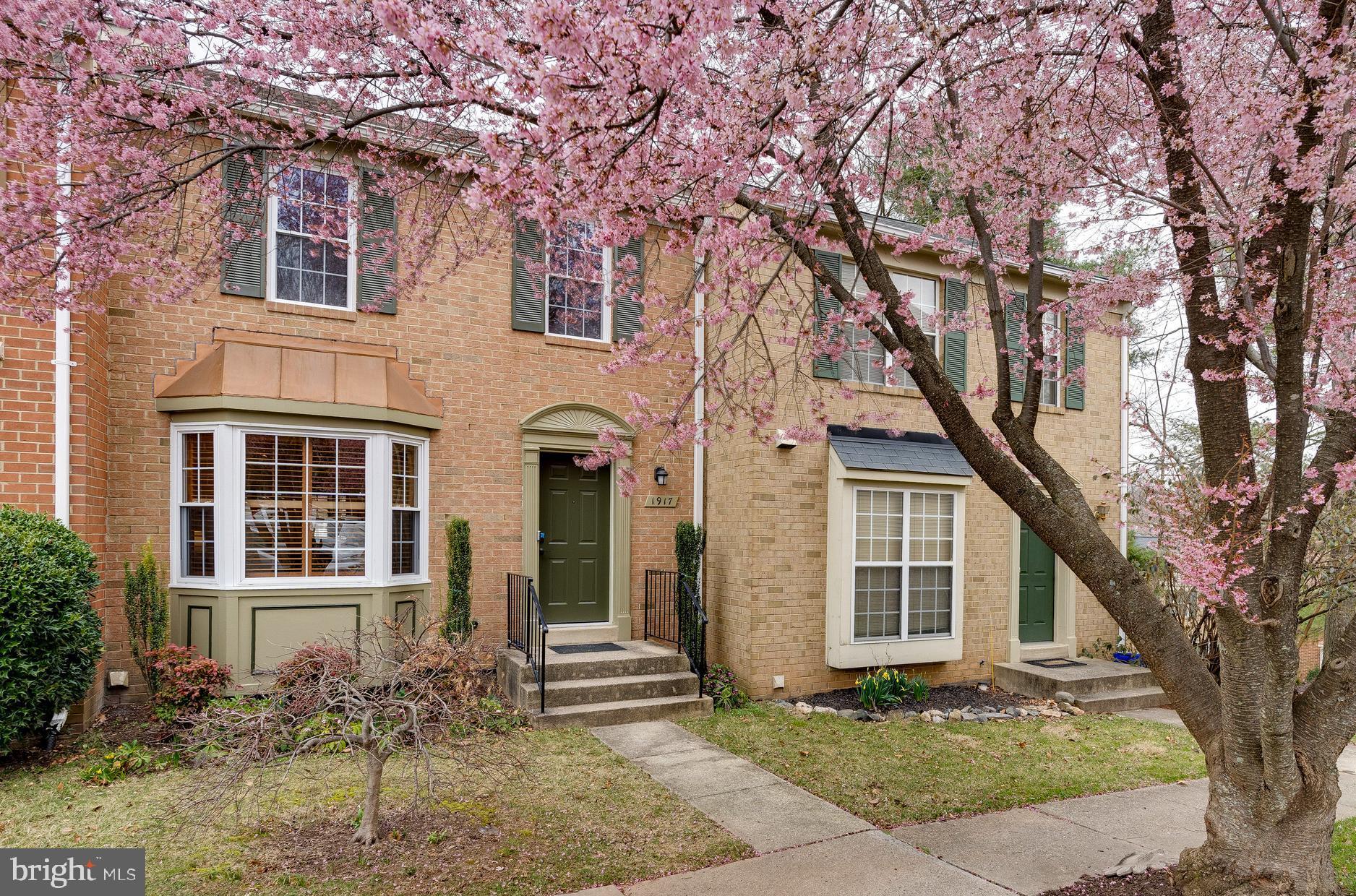 1917 Brightleaf Court Silver Spring, MD 20902 - Photo 3 of 36 Gallery Image 3