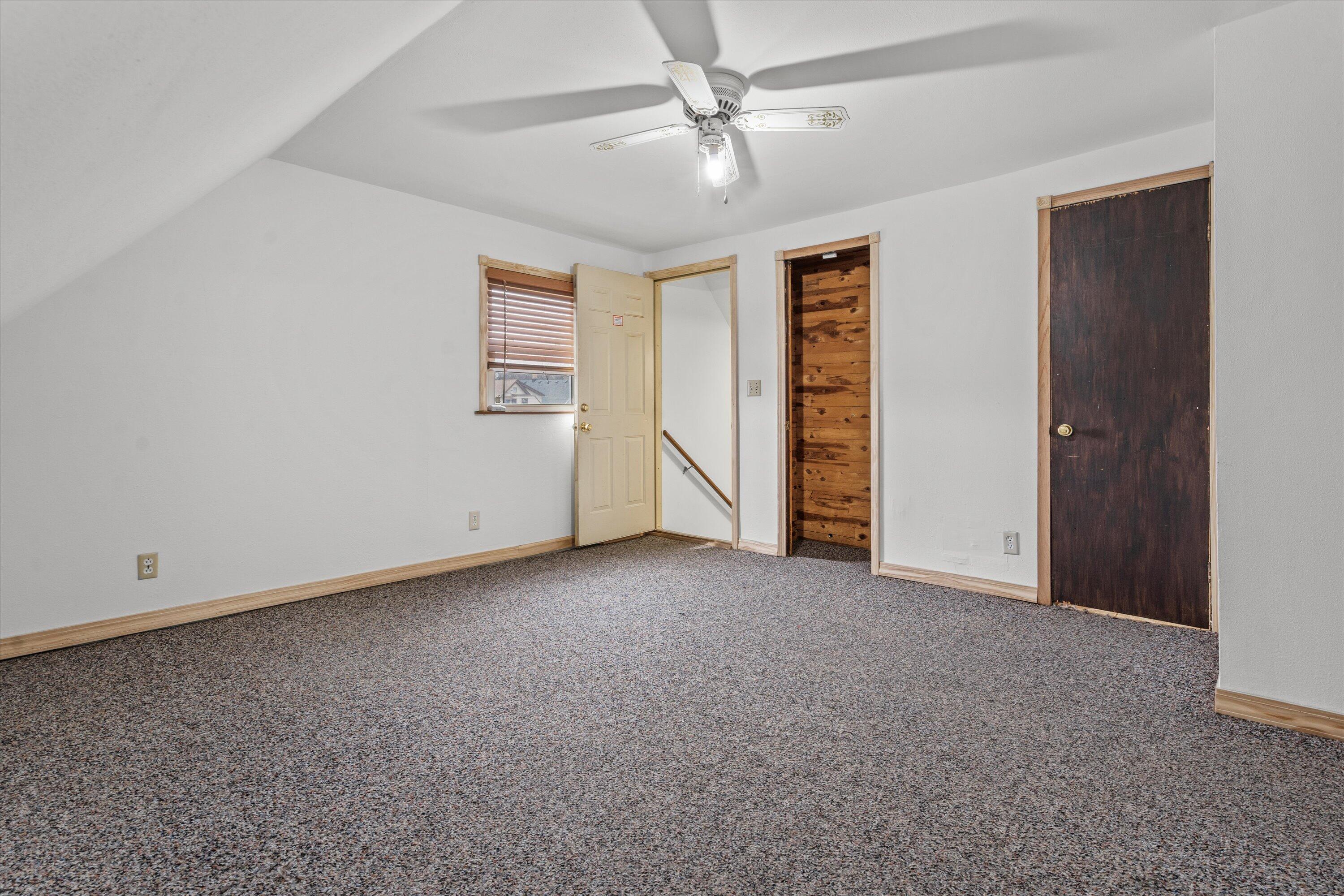 2053 South 25th Street Milwaukee, WI 53204 - Photo 23 of 42 Master Suite!