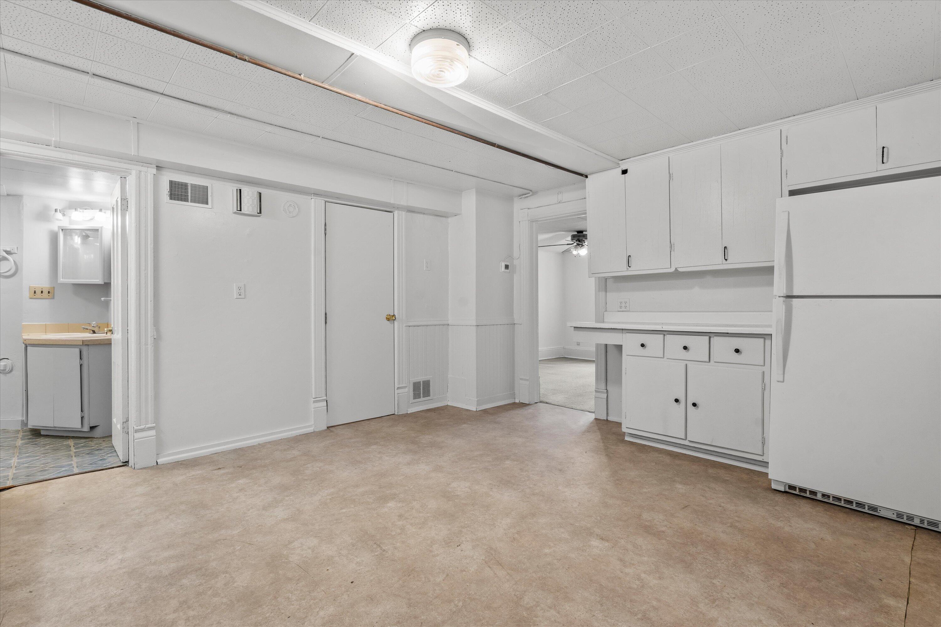 2053 South 25th Street Milwaukee, WI 53204 - Photo 28 of 42 33-DSC05859