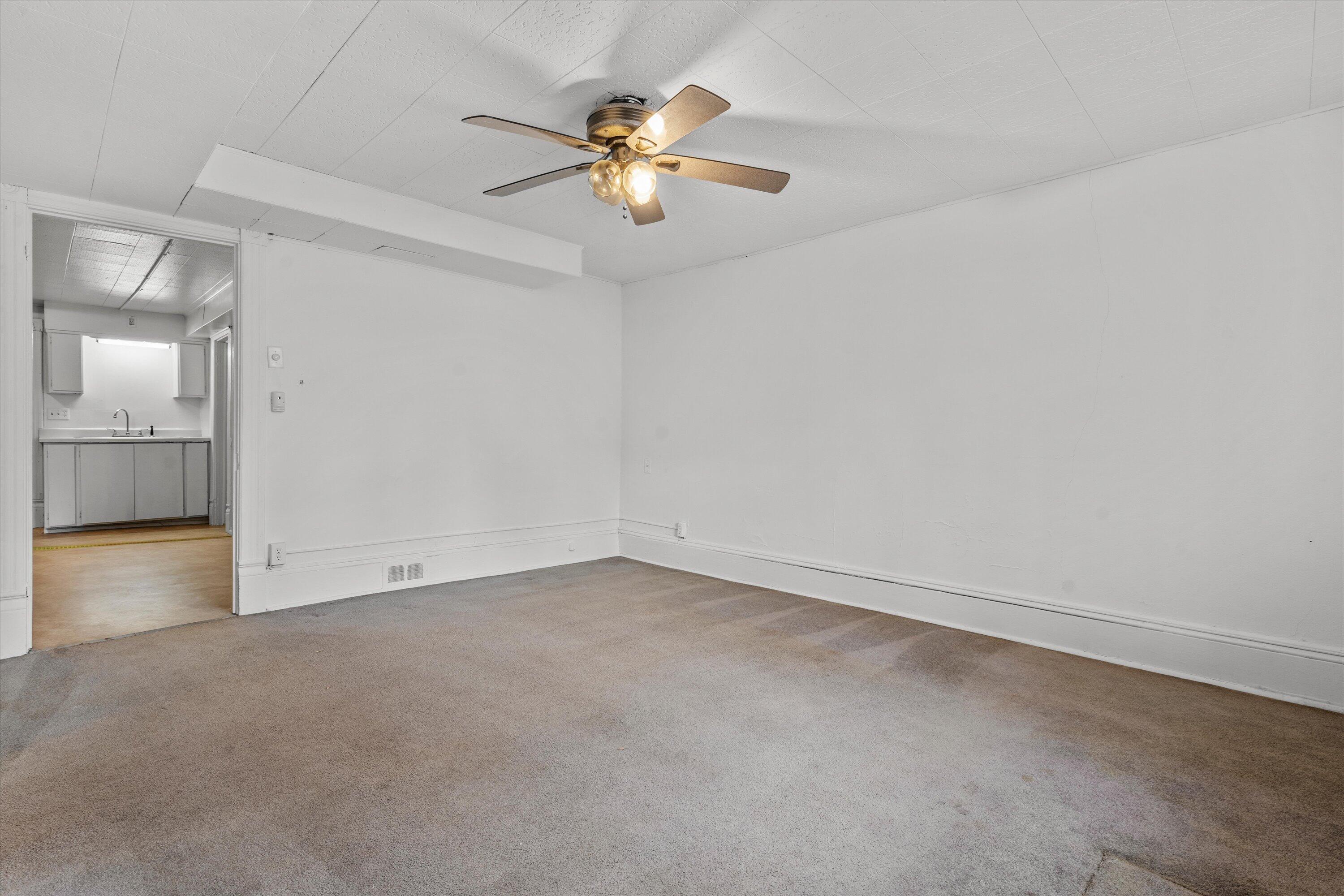 2053 South 25th Street Milwaukee, WI 53204 - Photo 31 of 42 27-DSC05820