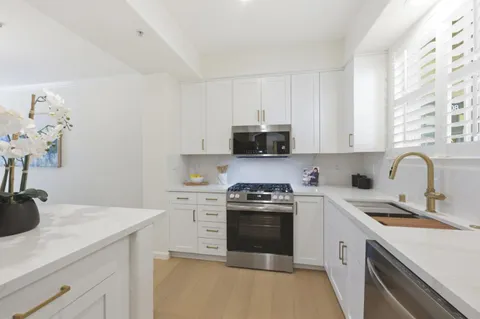 $1,188,000 | 88 17th Avenue, Unit 109, San Mateo, CA 94402