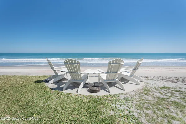 a view of a lounge chair in the patio