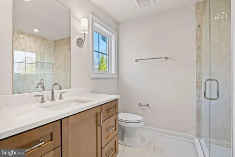 $2,689,990 | 16 Fariston Road, Wayne, PA 19087