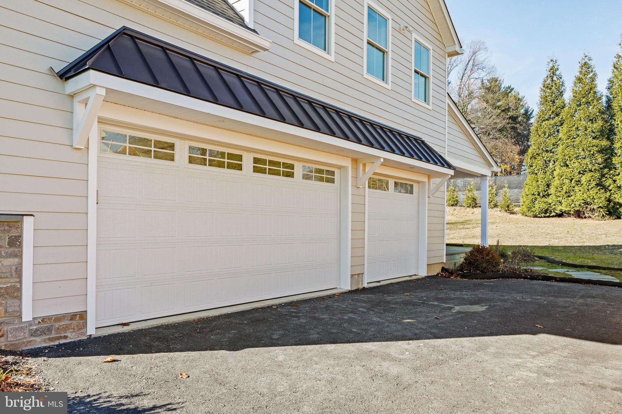 16 Fariston Road Wayne, PA 19087 - Photo 100 of 106 a view of a building with a street