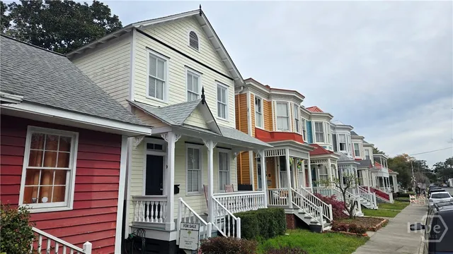 $4,450 | 14 East 41st Street, Savannah, GA 31401