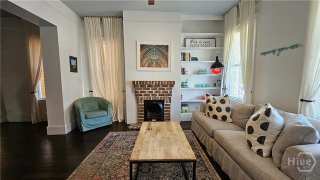 $4,450 | 14 East 41st Street, Savannah, GA 31401