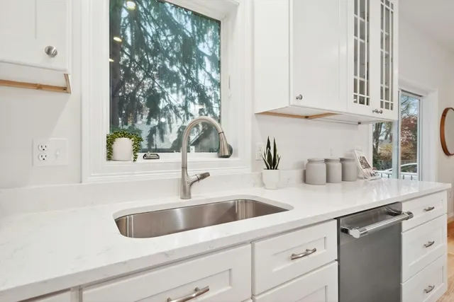 $1,599,000 | 23 Loomis Street, Unit 23, Cambridge, MA 02138