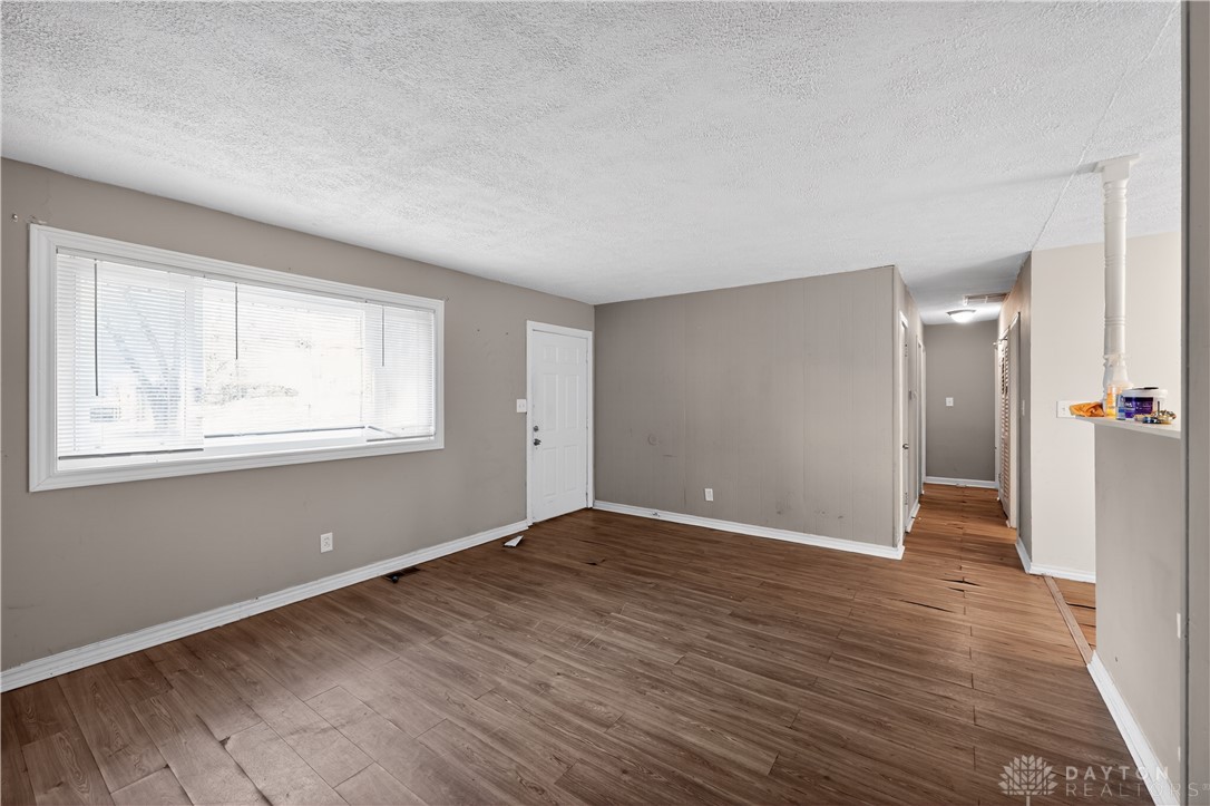 301 Applegate Road Englewood, OH 45322 - Photo 5 of 30