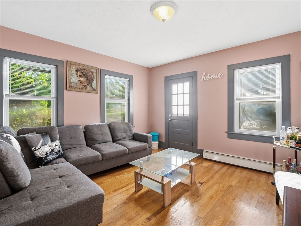 9 Turnpike Road Townsend, MA 01469 - Photo 3 of 42