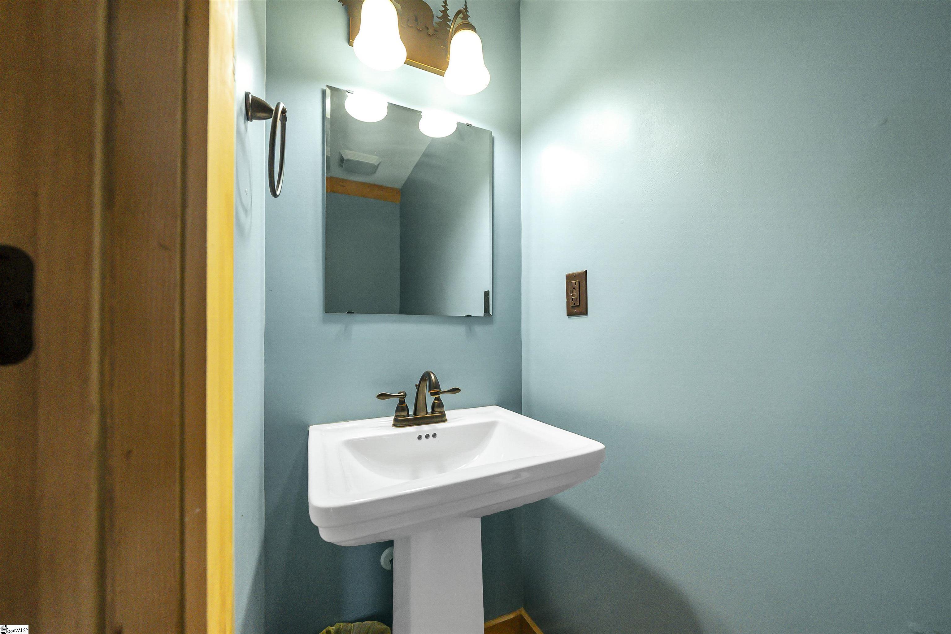 171 Hickory Road Williamston, SC 29697 - Photo 21 of 41