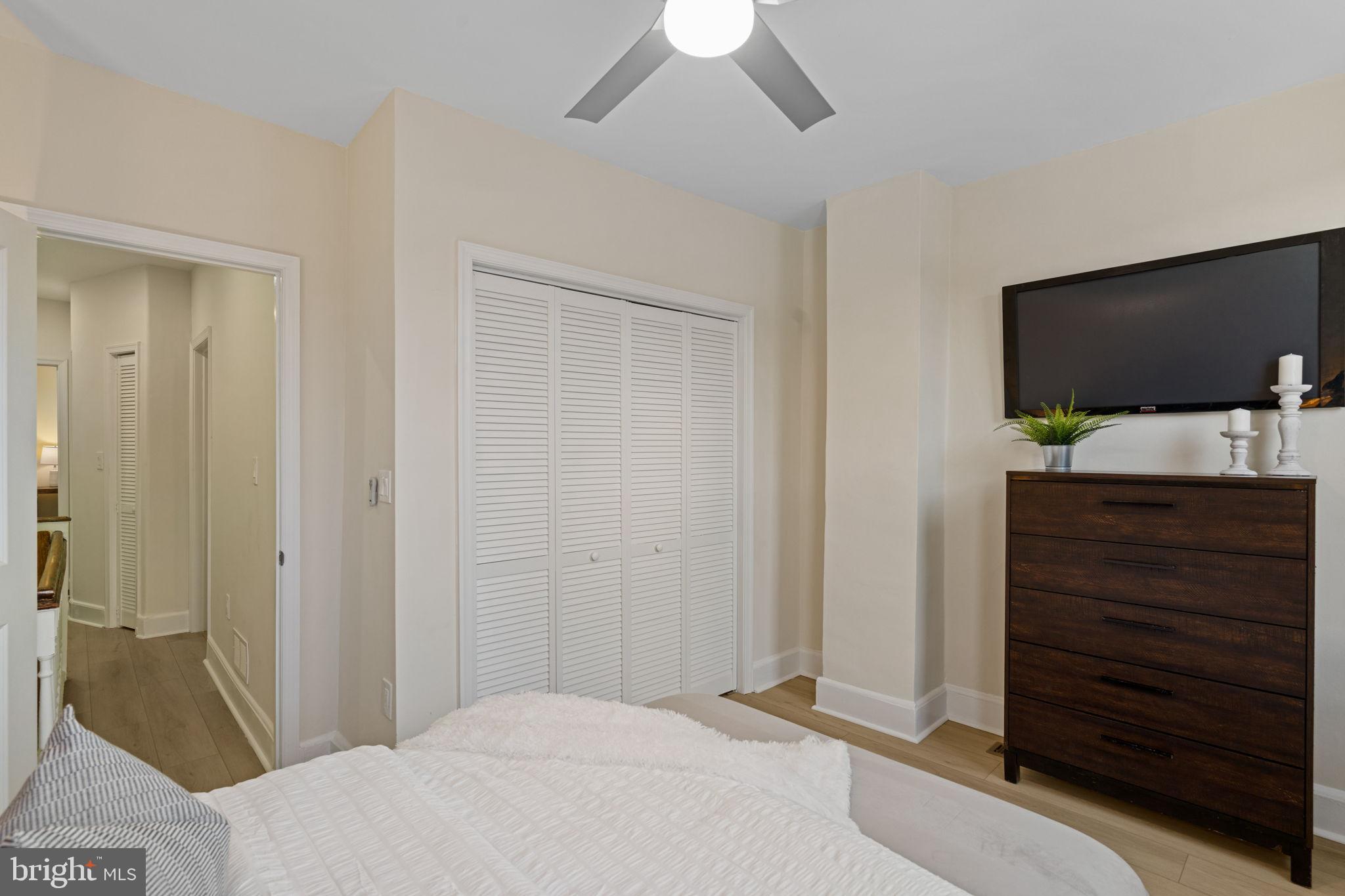 1937 South Lambert Street Philadelphia, PA 19145 - Photo 20 of 34 Cozy retreat with modern touches.