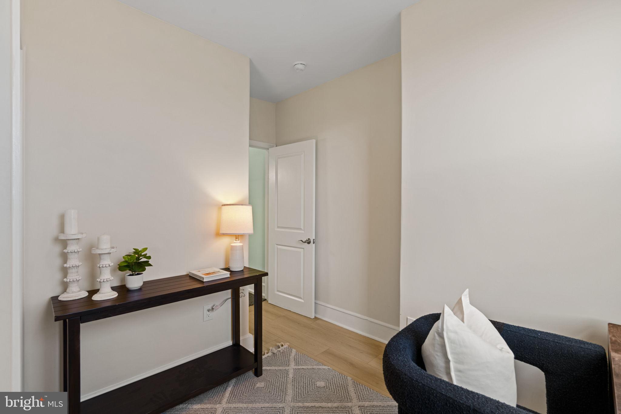 1937 South Lambert Street Philadelphia, PA 19145 - Photo 4 of 34 Inviting entryway with soft lighting.