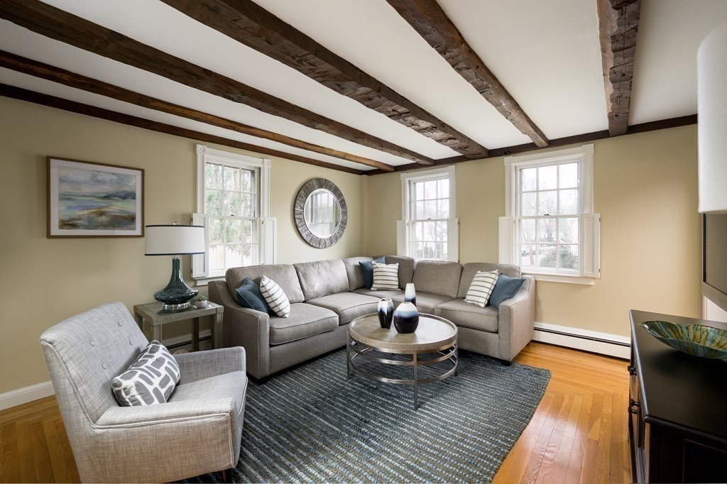 17 Pleasant Street Hingham, MA 02043 - Photo 15 of 33