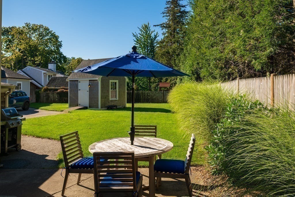 17 Pleasant Street Hingham, MA 02043 - Photo 27 of 33