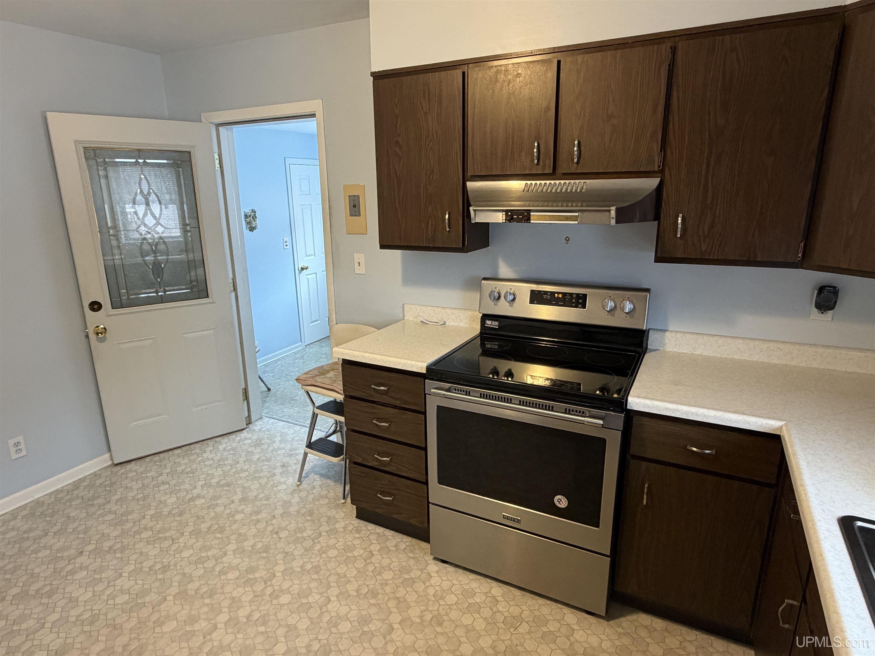 794 South Pine Street Ishpeming, MI 49849 - Photo 4 of 21