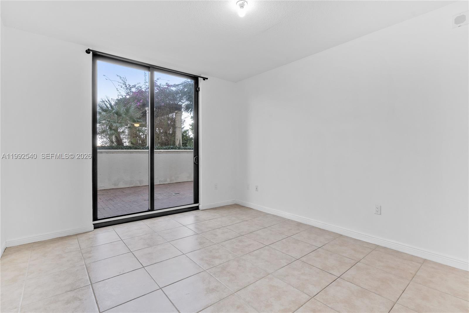 888 Douglas Road, Unit 807 Coral Gables, FL 33134 - Photo 23 of 38