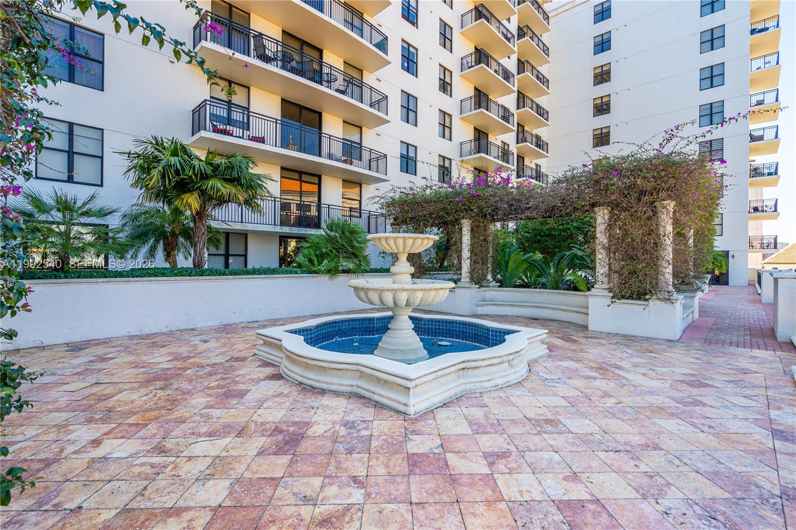 888 Douglas Road, Unit 807 Coral Gables, FL 33134 - Photo 34 of 38