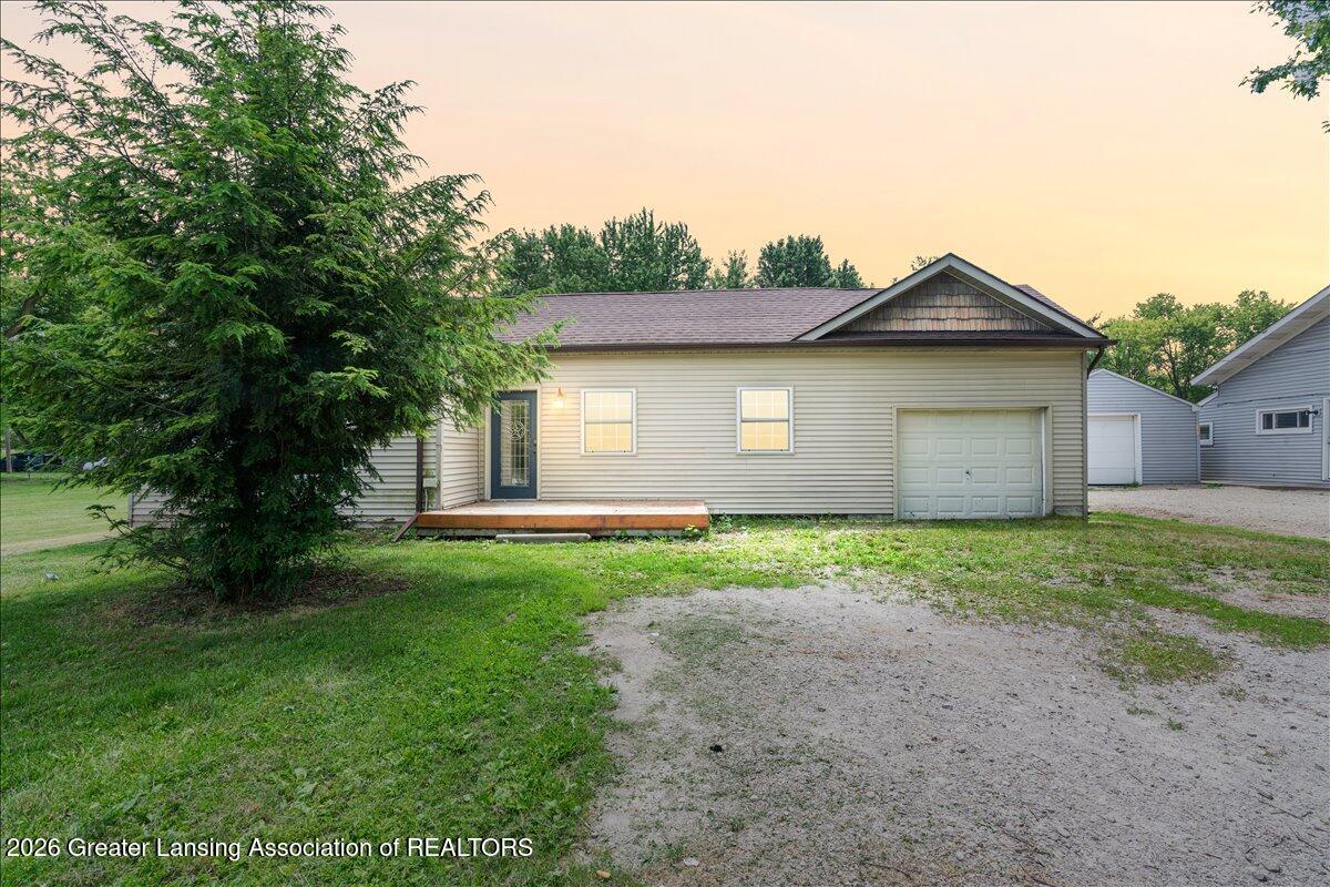 5136 Bell Oak Road East Webberville, MI 48892 - Photo 1 of 30 01-Media Jett - 22