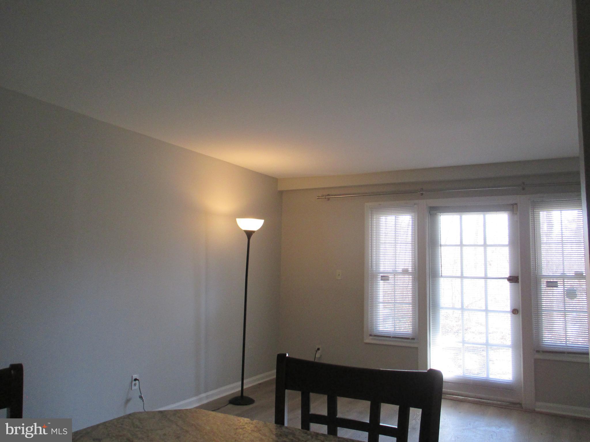 5903 L Kingsford Road, Unit 383 Springfield, VA 22152 - Photo 3 of 11 Living Room