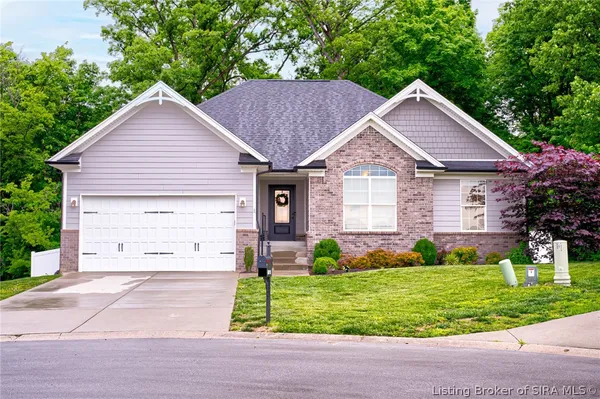 $399,900 | 8810 Chestnut Hill Ct., Charlestown, IN 47111