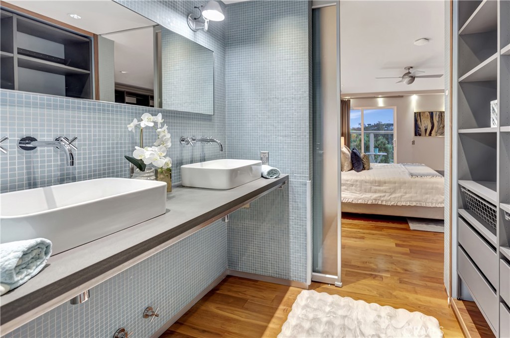 32395 Outrigger Way Laguna Niguel, CA 92677 - Photo 24 of 33 Master bath with double sinks
