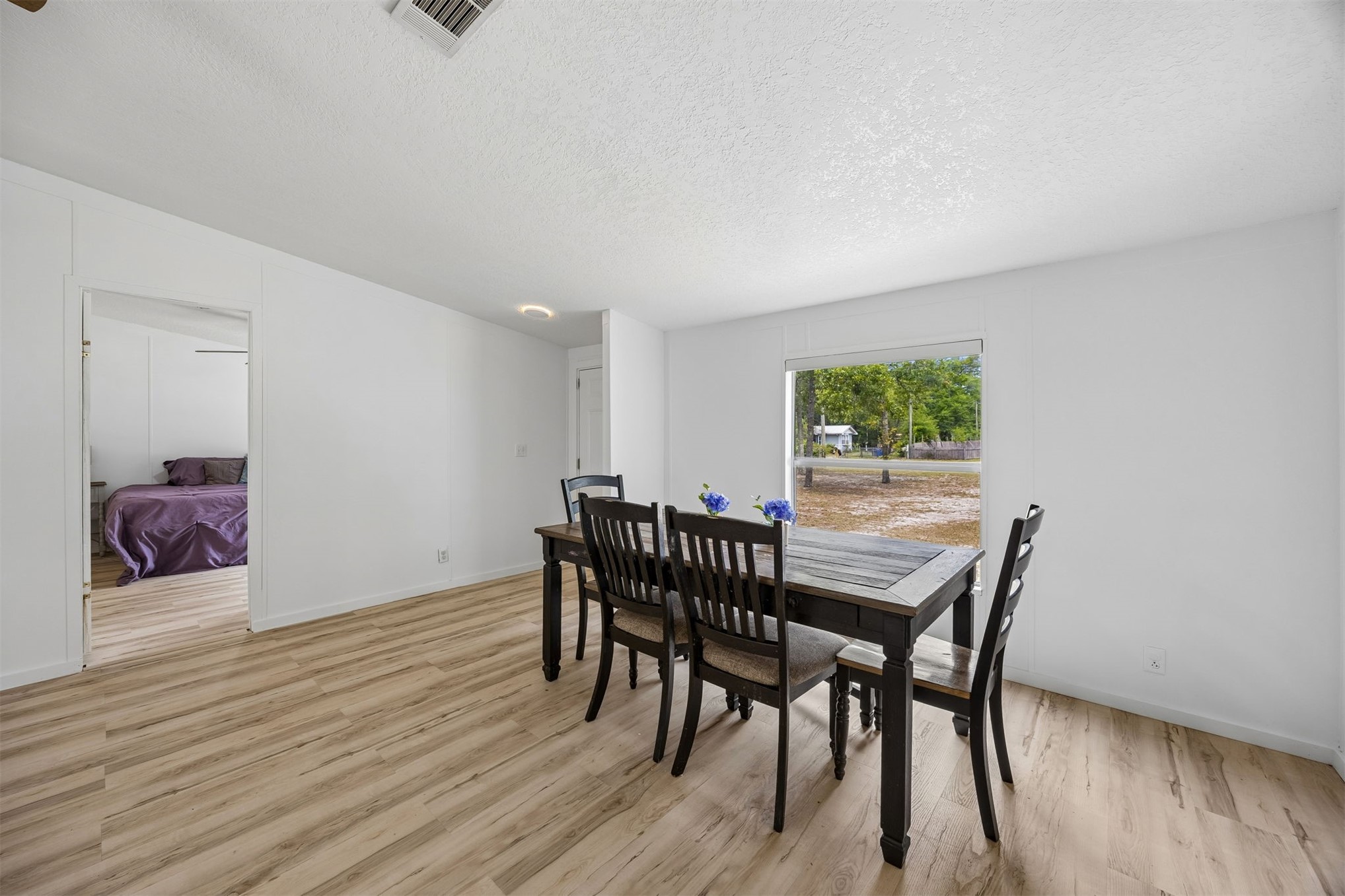 85356 Ashley Avenue Yulee, FL 32097 - Photo 12 of 37 Dining Room