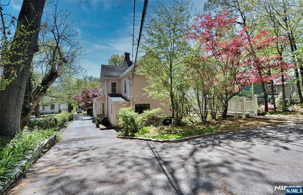44 Christopher Street, Unit 2 Montclair, NJ 07042 - Photo 41 of 45