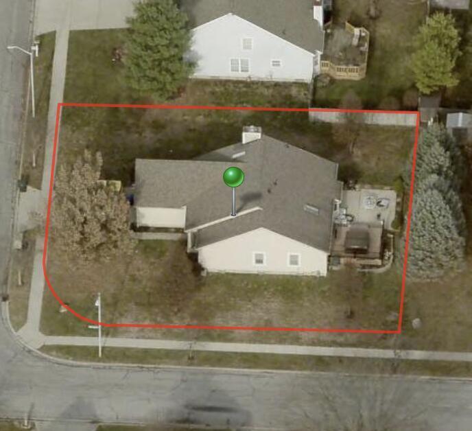 1112 Rousseau Lane Galloway, OH 43119 - Photo 38 of 43 Large Side Yard