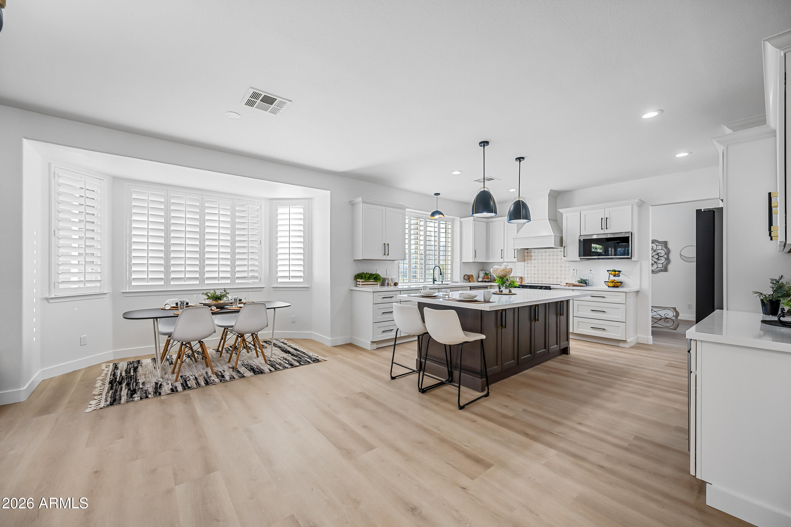 815 East Desert Trumpet Road Phoenix, AZ 85048 - Photo 20 of 57 Eat in Kitchen