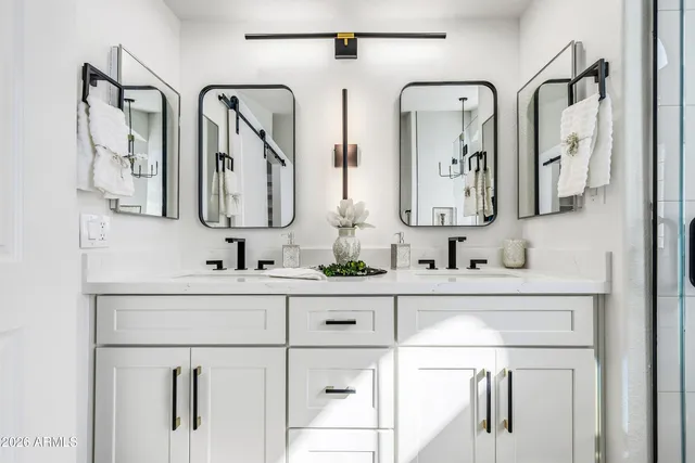 $1,295,000 | 815 East Desert Trumpet Road, Phoenix, AZ 85048